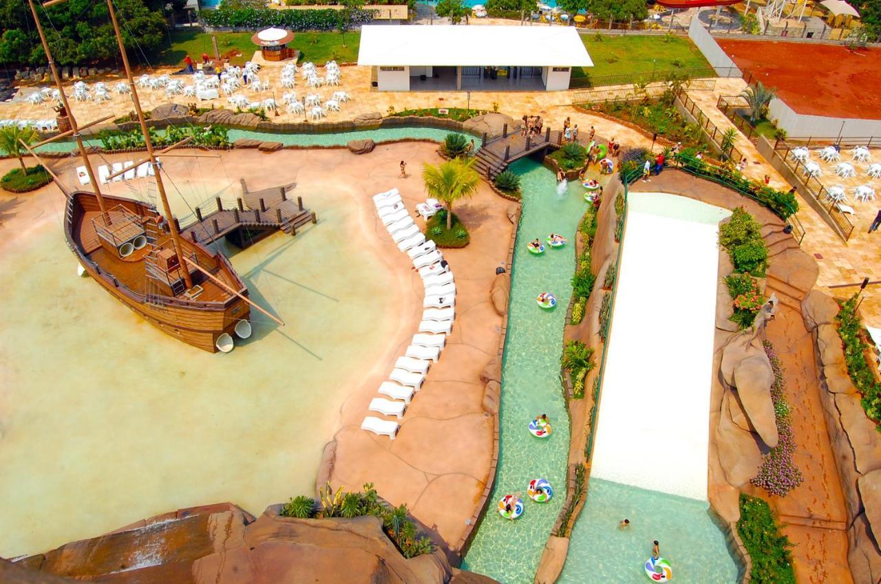 Villas Diroma Com Um Dia No Acqua Park, Splash E Slide Caldas Novas Esterno foto